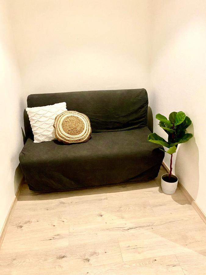 The Elite Suite Downtown A/C & Garage Parking Bratislava Eksteriør bilde